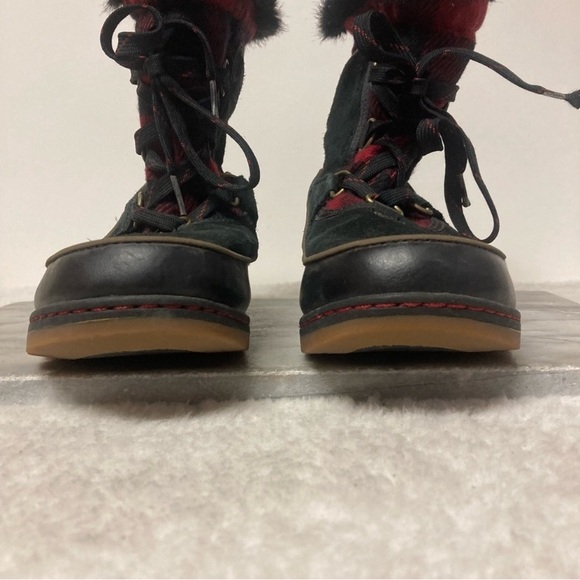 Sorel Tivoli III Winter Boots Size 8 Plaid Red Black Waterproof Soles Faux Fur - Picture 5 of 15